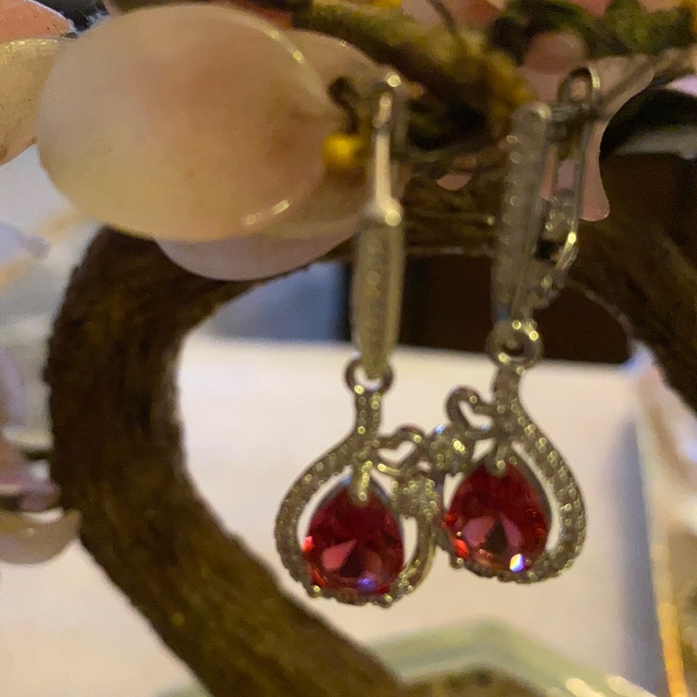 Vintage 925 ruby white sapphire earring